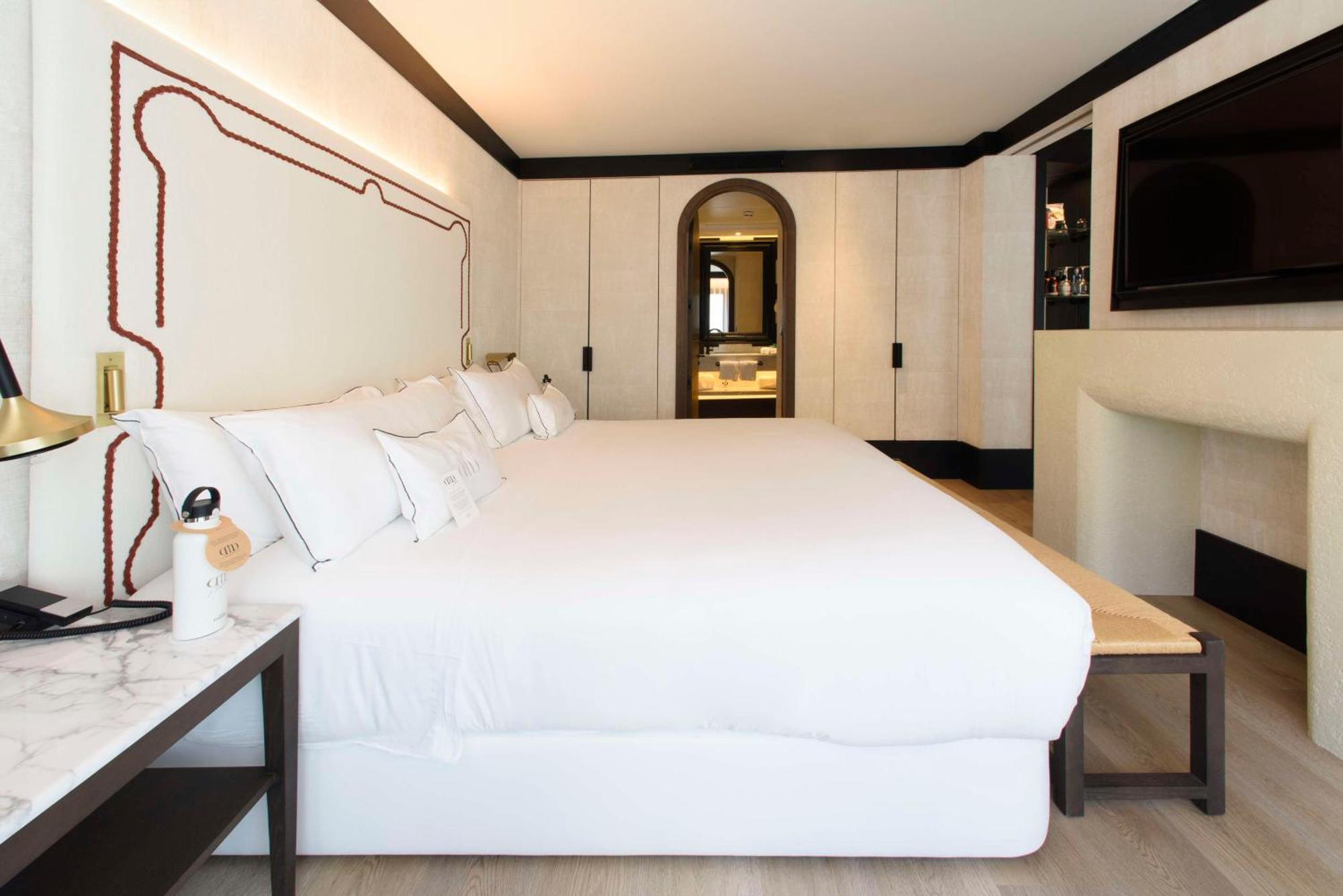 Hotel Montera Madrid, Curio Collection By Hilton Eksteriør billede