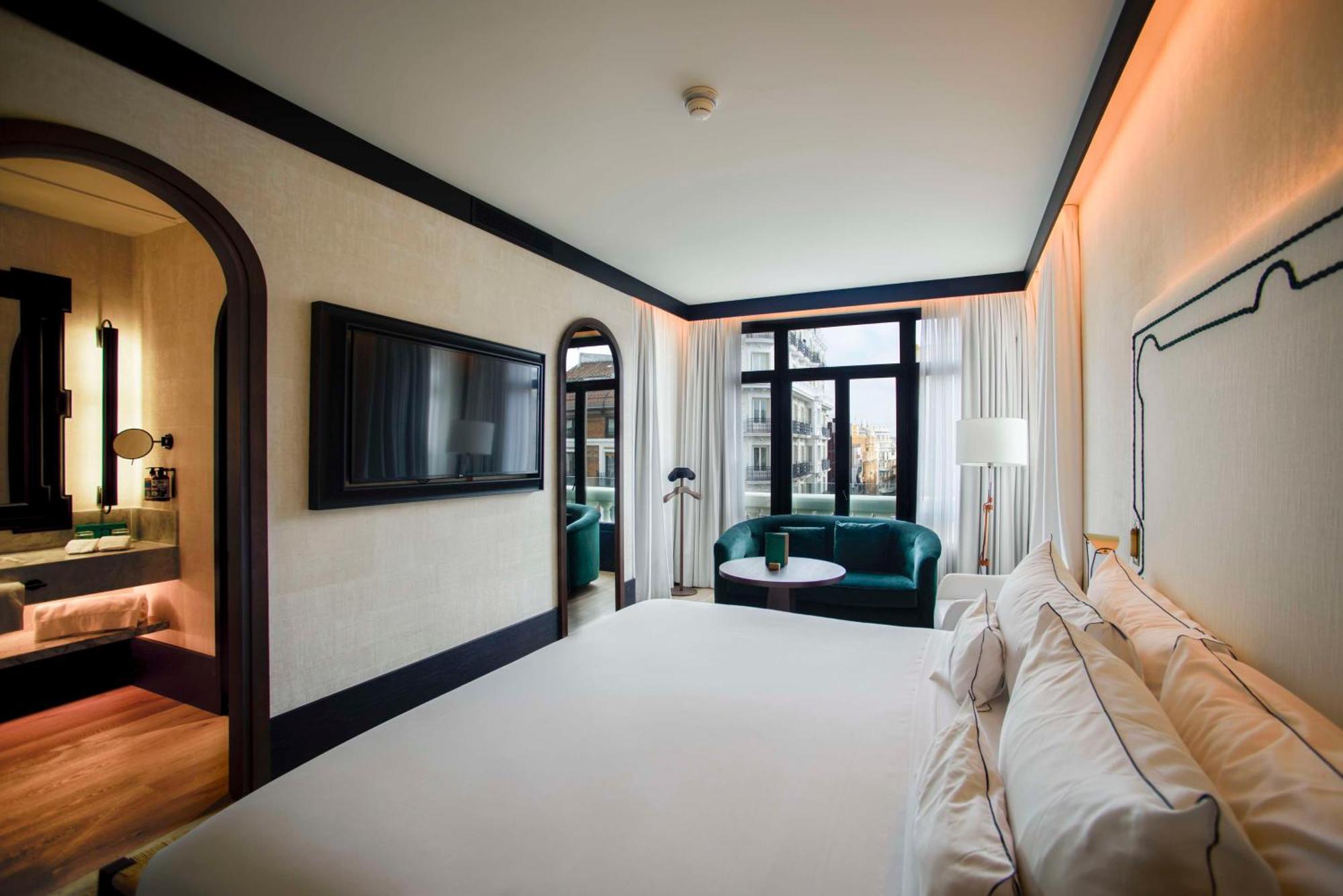Hotel Montera Madrid, Curio Collection By Hilton Eksteriør billede