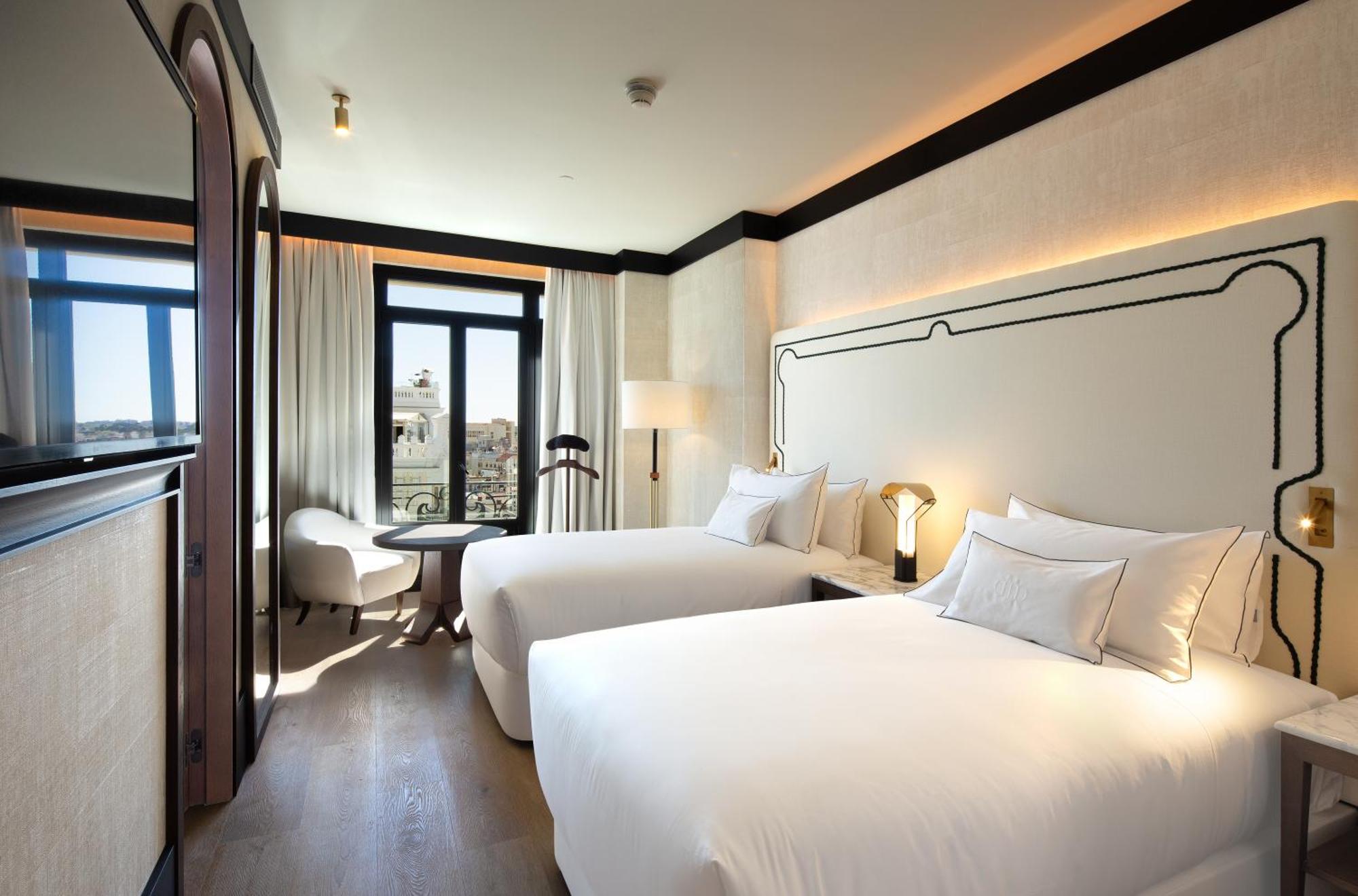 Hotel Montera Madrid, Curio Collection By Hilton Eksteriør billede