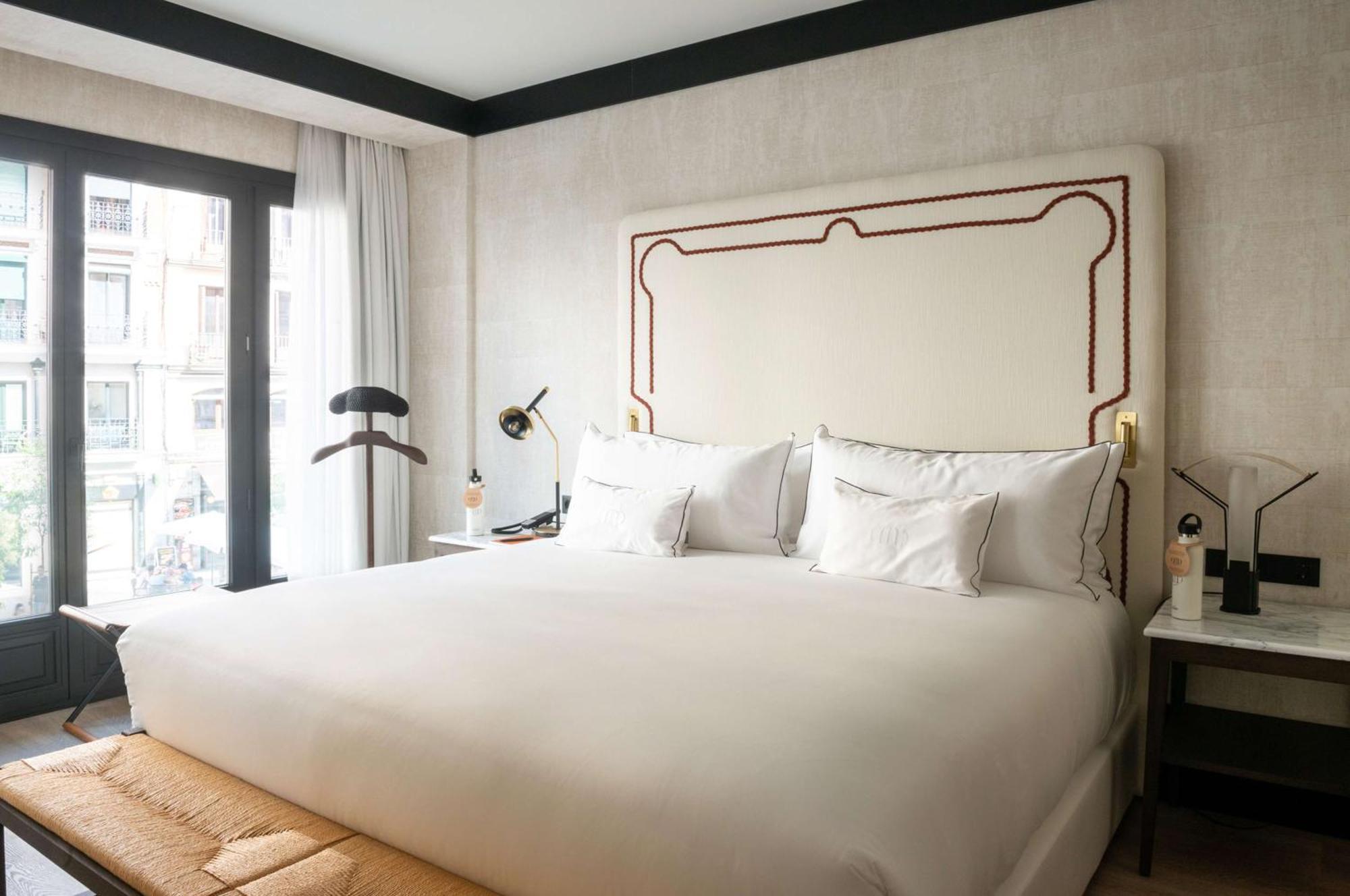 Hotel Montera Madrid, Curio Collection By Hilton Eksteriør billede
