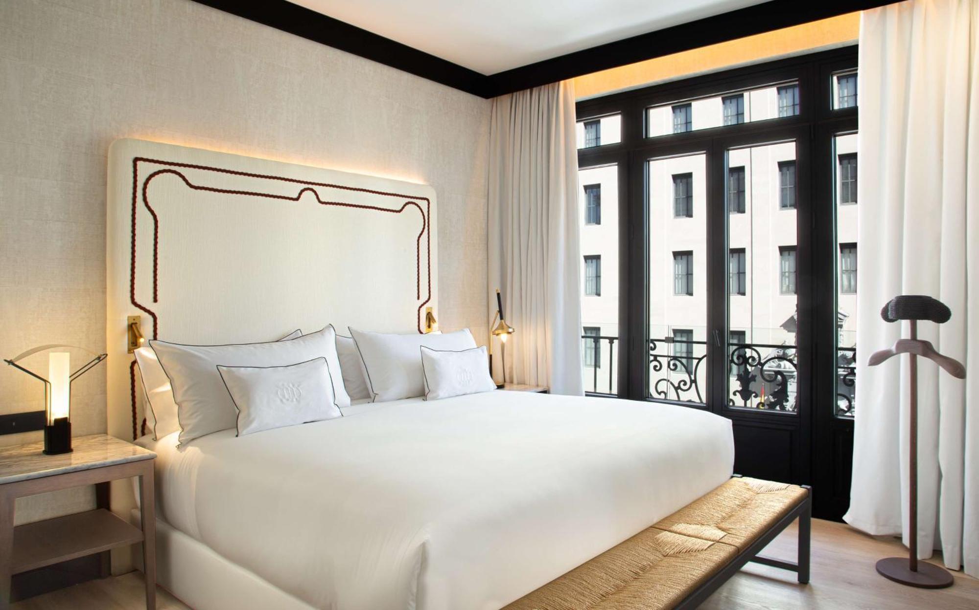 Hotel Montera Madrid, Curio Collection By Hilton Eksteriør billede