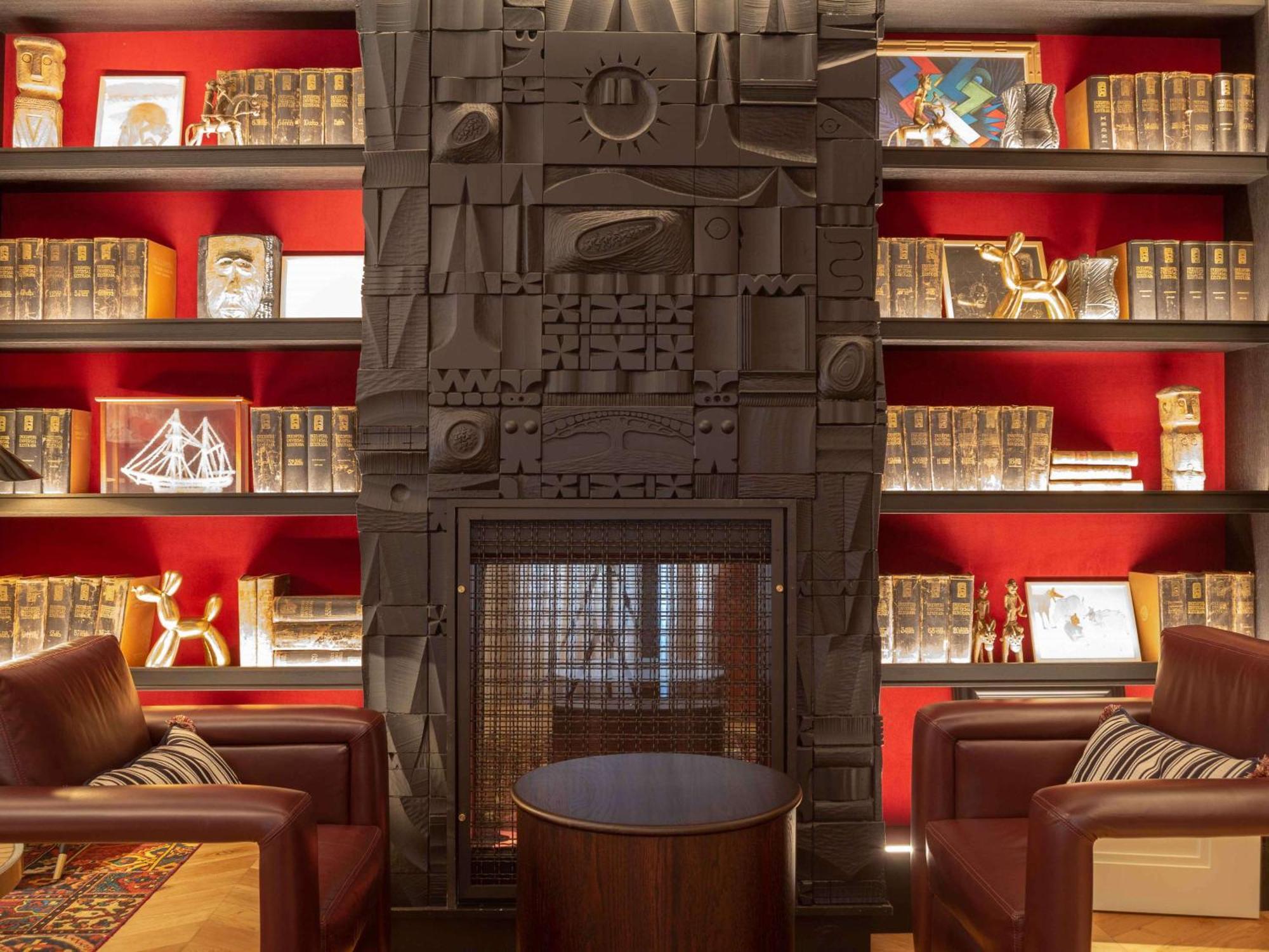 Hotel Montera Madrid, Curio Collection By Hilton Eksteriør billede