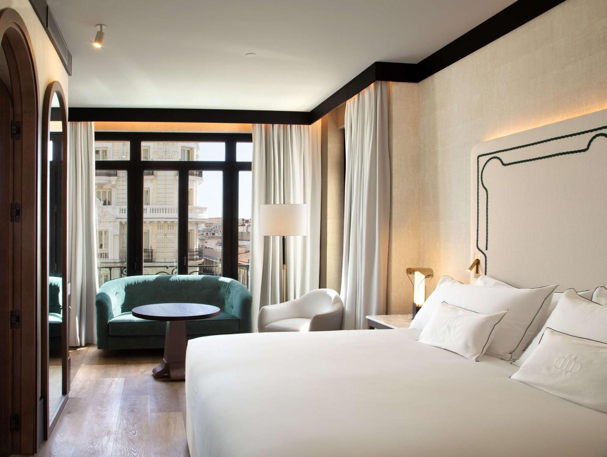 Hotel Montera Madrid, Curio Collection By Hilton Eksteriør billede